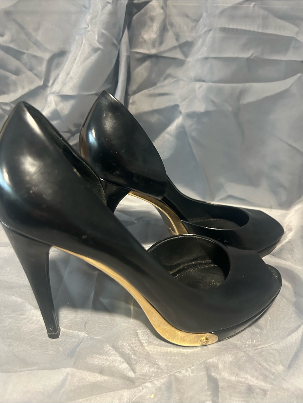 Louis Vuitton Black High Heel Pumps with Gold Accent  size 39